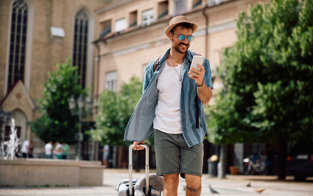 Keep in touch even when travelling