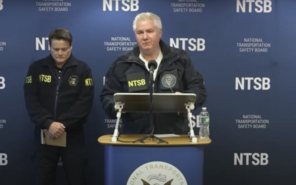 The National Transportation Safety Board gives a briefing on the plane crash that killed six in New York's Hudson Valley, 12 April, 2025. (Screenshot)
