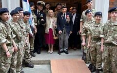 Bergen Belsen Liberator, Veteran Mervyn Kersh, 100, and Holocaust Survivor and Jewish Care Holocaust Survivor Centre member Henny Franks 101