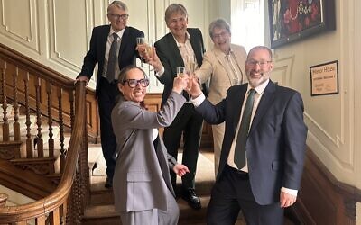 Celebrations as vote in favour of Reform and Liberal Judaism uniting as Progressive Judaism is confirmed