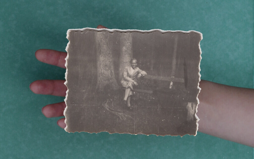 'The Gaps Between the Unforgettable' video still by April Lin 林森, 2023.
 Archive material: Holocaust Centre North Archive, courtesy of the Black, Kubie, and Simon families