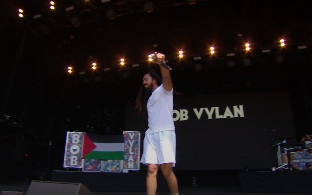 The rapper Bobby Vylan had launched into an incendiary rant at one stage about “Zionists”