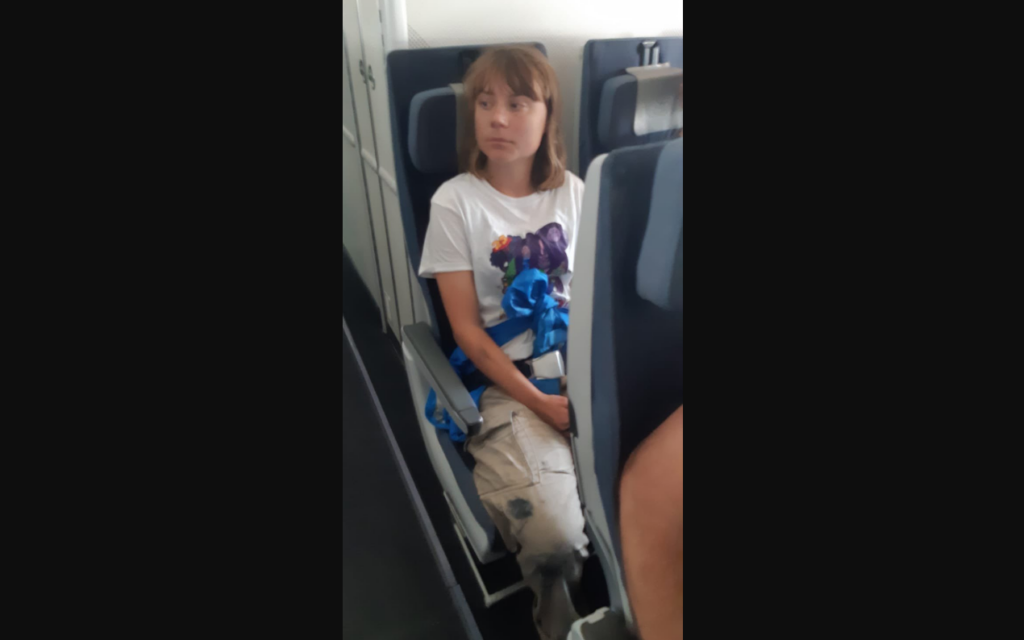 The Israeli MFA released a picture of Thunberg on a plane leaving the country