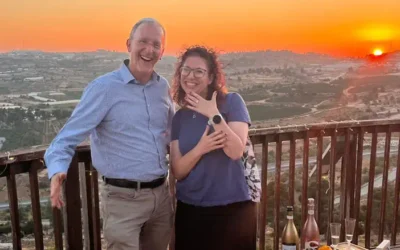 Rabbi Leo Dee and his fiancé Aliza Teplitsky