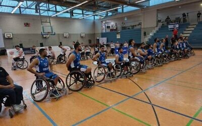 Photo: Dror Even Zahav – `Hatikva' in the match against Great Britain. Israel Sport 5
