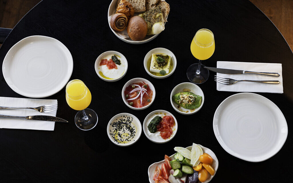 Breakfast at Gymnasia Isrotel. Photo: Assaf Pinchuk