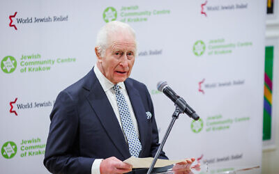King Charles speaking at JCC Krakow