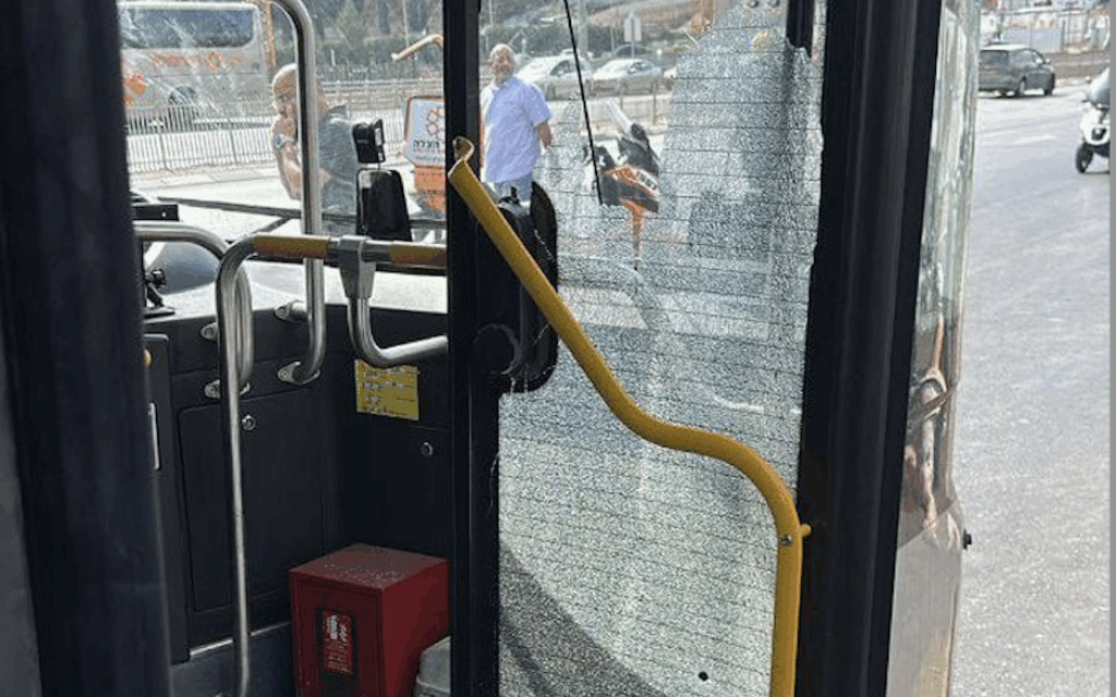 Shattered bus window at the scene of the Jerusalem shooting, September 8, 2025. Photo: X