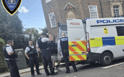 Police arrest a man on Finchley Road after Shomrim detained him for allegedly shouting antisemitic abuse. (Credit: Shomrim NW London)
