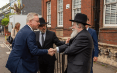 Michael Gove (then Communities Secretary) visiting Beis Ruchel d'Satmar along with Shimon Cohen (centre) in 2022
