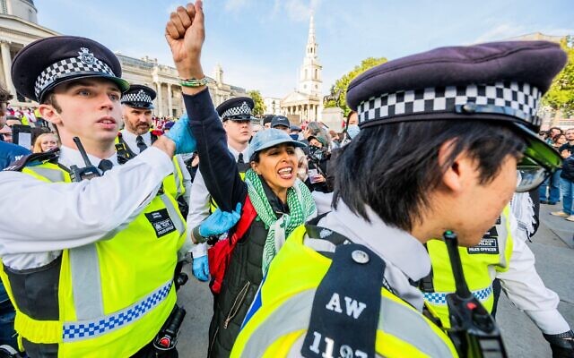 People aim to be arrested for holding placards which mostly say 'I oppose genocide - I support Palestine Action'. This action went ahead as intended, despite ?pressure from the Metropolitan Police to postpone the action following the horrific antisemitic terrorism attack in Manchester'.