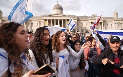 People attend an event organised by the Board of Deputies of British Jews (BDBJ) in London's Trafalgar Square, to mark the anniversary of the October 7 attacks in Israel. Picture date: Sunday October 5, 2025.