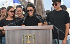 Yossi Sharabi’s daughters and family deliver emotional eulogies at his funeral in Kibbutz Be’eri, 27 October 2025. (Credit: GPO) Yossi Sharabi’s daughters and family deliver emotional eulogies at his funeral in Kibbutz Be’eri, 27 October 2025. (Credit: GPO)