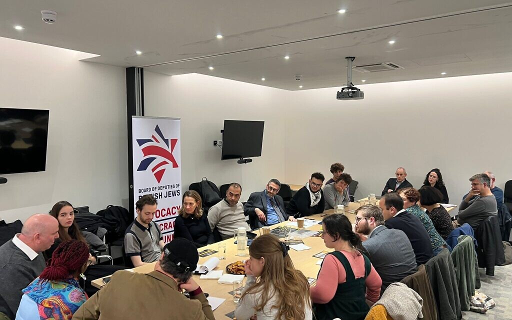 Members of the Parents Circle – Families Forum meet UK Jewish communal leaders at a Board of Deputies roundtable in London.