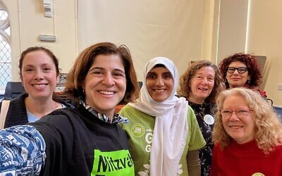 Sarah Sackman MP taking part in Mitzvah Day