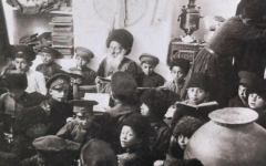 A class of primary school Jewish children in Quba, 1920s (Creative Commons)