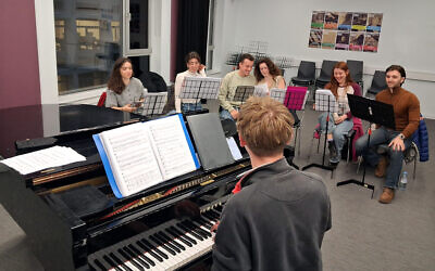 Rehearsals forJewsicals