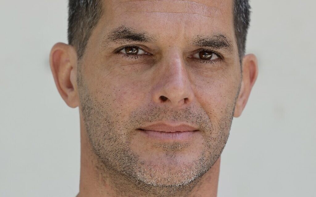 Roy-Hessing-Photo-credit-Ronen-Topelberg