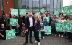 Green Party leader Zack Polanski (centre left) after announcing Hannah Spencer (centre right) as the party's candidate for the Gorton and Denton by-election, at Pakistani Community Centre in Manchester. Picture date: Friday January 30, 2026.