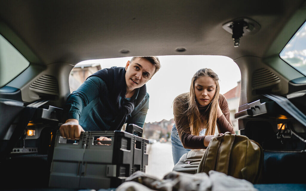 Students go to university far from home to strengthen their values and their goals