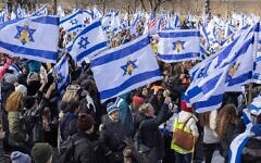 February 2025 via Twitter/X: Hundreds gather in Central Park for one of biggest rallies yet to support Israeli hostages February 2025 via Twitter/X: Hundreds gather in Central Park for one of biggest rallies yet to support Israeli hostages