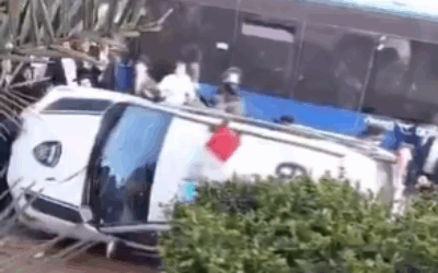 Video footage shoed protestors in Bnei Brak upending a police car