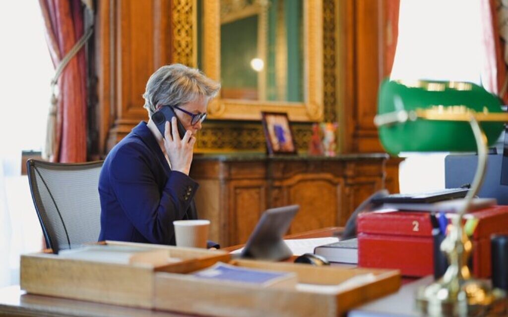 Foreign Secretary speaks to Gulf States about Iran conflict