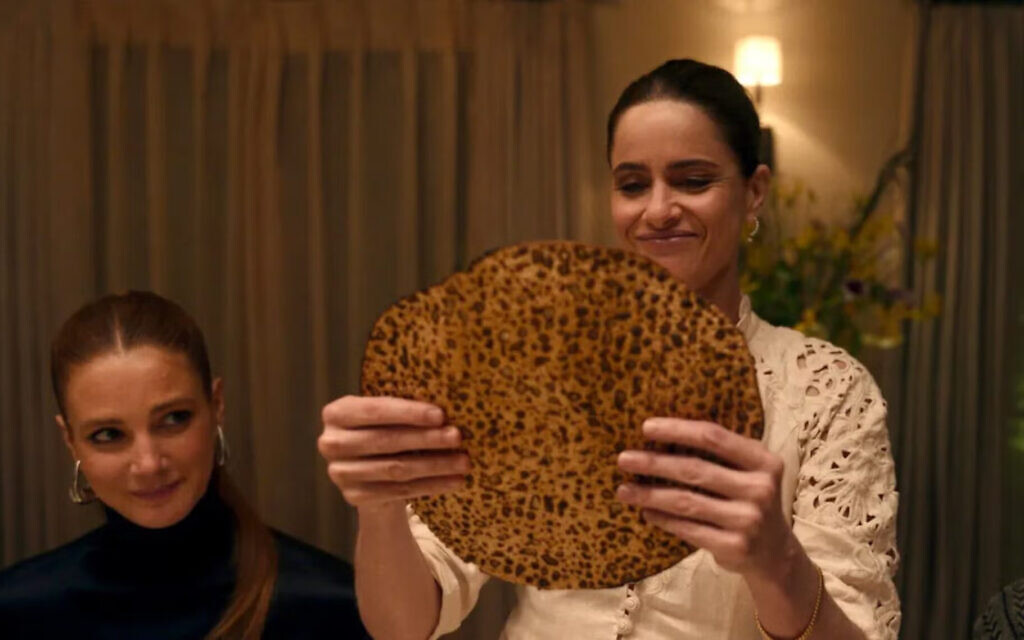 Amanda Peet breaking the Middle Matzah in Your Friends and Neighbors