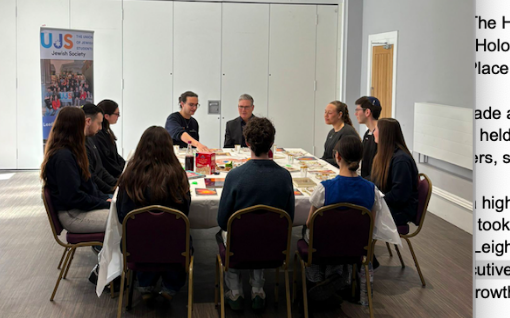 Keir Starmer attends mock seder in Birmingham with UJS leaders