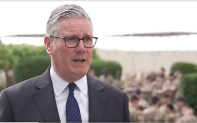 Keir Starmer arrives in the Gulf. Pic: Twitter/X