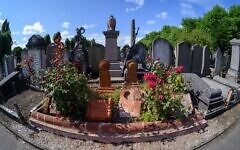Willesden Jewish Cemetery