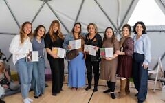 Anat Meir, Curator Sigalit Zilkha Niewodowski, Iris Halfon, Nofar Avraham, Hagit Sela, Rachel Brosh Yunes, author Hadassa Ben Ari, heart photographer Eti Karo Abecassis at the opening event at the Forest of Possibilities in Petah Tikva. Photo: Noy Naftali Anat Meir, Curator Sigalit Zilkha Niewodowski, Iris Halfon, Nofar Avraham, Hagit Sela, Rachel Brosh Yunes, author Hadassa Ben Ari, heart photographer Eti Karo Abecassis at the opening event at the Forest of Possibilities in Petah Tikva. Photo: Noy Naftali