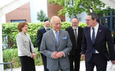King Charles with Daniel Carmel-Brown at Jewish Care's Golders Green campus (Credit: Justin Grainge)