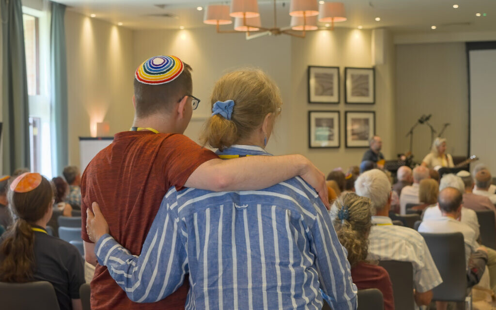 Delegates take part in worship and music sessions during the inaugural Hineinu conference of the Movement for Progressive Judaism. Photo Credit: Simon Marcus Photography
