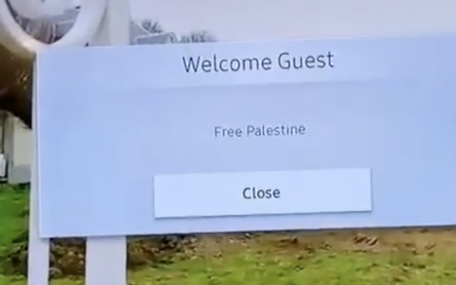 The message displayed on a television screen at Travelodge Manor House in Finsbury Park. Shomrim said the incident bore “all the hallmarks of targeted antisemitism”. Credit: Shomrim.