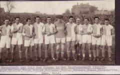 Hakoah Vienna, champions of Austria 1924/5. Max Scheuer is standing on the far left. (Courtesy of the Jewish Museum Vienna) Hakoah Vienna, champions of Austria 1924/5. Max Scheuer is standing on the far left. (Courtesy of the Jewish Museum Vienna)
