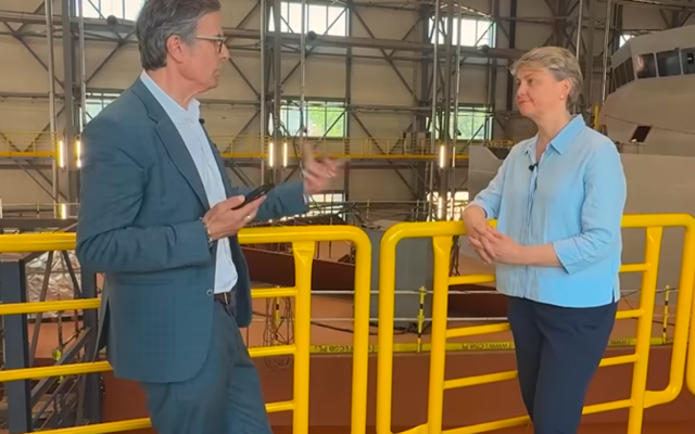 Yvette Cooper speaks to Robert Peston on ITV News