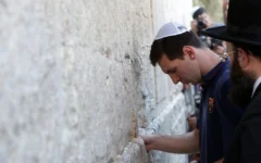Lionel Messi at the Western Wall Lionel Messi at the Western Wall