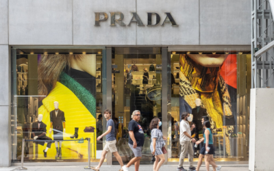Prada's store on Fifth Avenue, New York (Creative Commons: Ajay_Suresh)