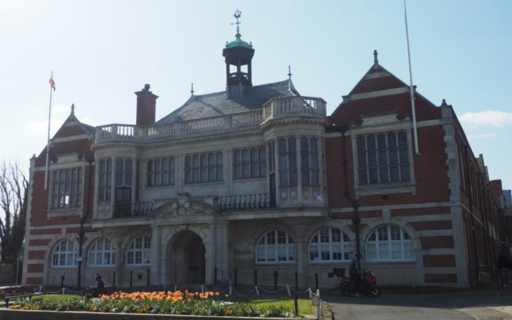 Hendon Town Hall, the meeting place for Barnet Council