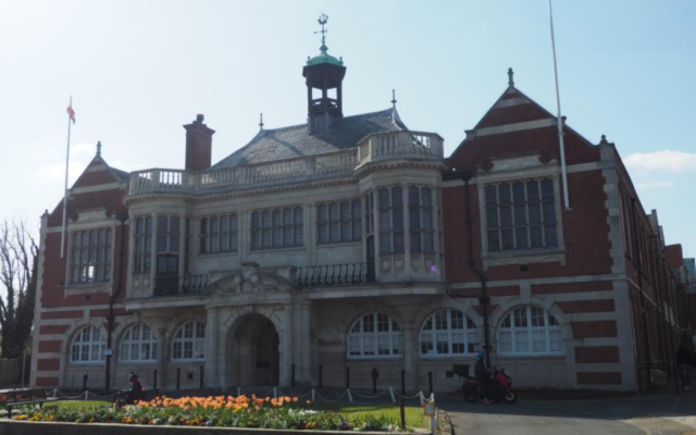 Hendon Town Hall, the meeting place for Barnet Council