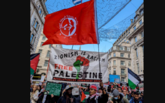 The flag of the PFLP terrorist group is flown in central London post-7 October (Twitter?@Habibi_Uk) The flag of the PFLP terrorist group is flown in central London post-7 October (Twitter?@Habibi_Uk)