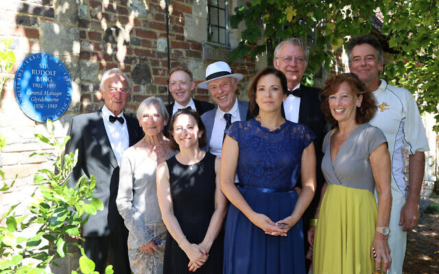 Frank & Belinda Harding, Michael & Alex Newman, Austrian Ambassador to the UK, Bernhard Wrabetz, and his wife Joana Wrabetz, Danny Kalman, Lady Linda Reich Pic; AJR