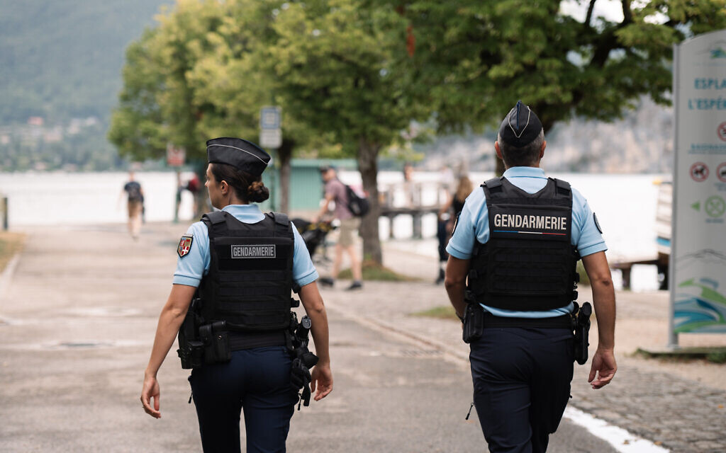 Gendarmes. Pic: Wikipedia