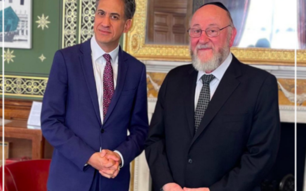 Ed Miliband meets Chief Rabbi Mirvis