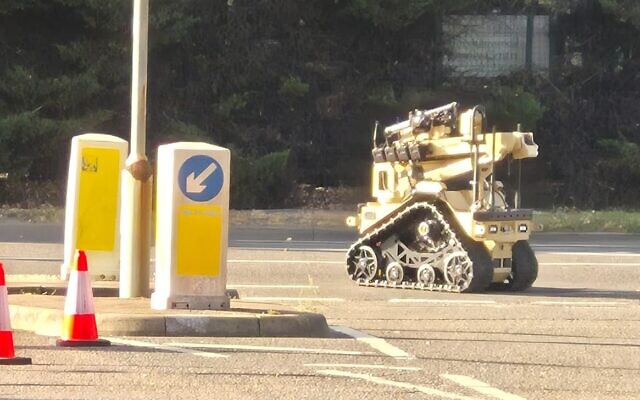 A bomb disposal robot in Borehamwood this evening.