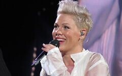 Pink has said defending Jewish people has been “lonelier” than she expected after criticising Macklemore’s pro-Palestinian concert set. Photo Credit: Wikipedia Pink has said defending Jewish people has been “lonelier” than she expected after criticising Macklemore’s pro-Palestinian concert set. Photo Credit: Wikipedia
