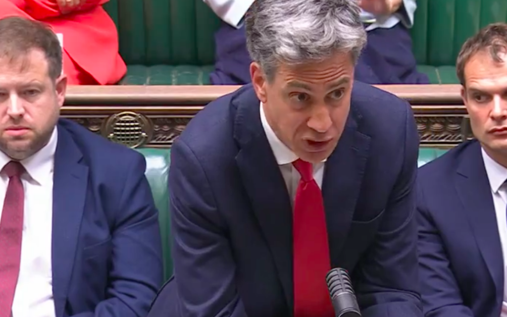 Ed Miliband answers questions in the House of Commons as Foreign Secretary