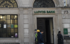 A Lloyds Bank branch in London. Photo Credit: Wikimedia Commons A Lloyds Bank branch in London. Photo Credit: Wikimedia Commons