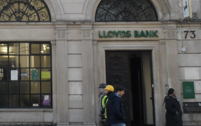 A Lloyds Bank branch in London. Photo Credit: Wikimedia Commons